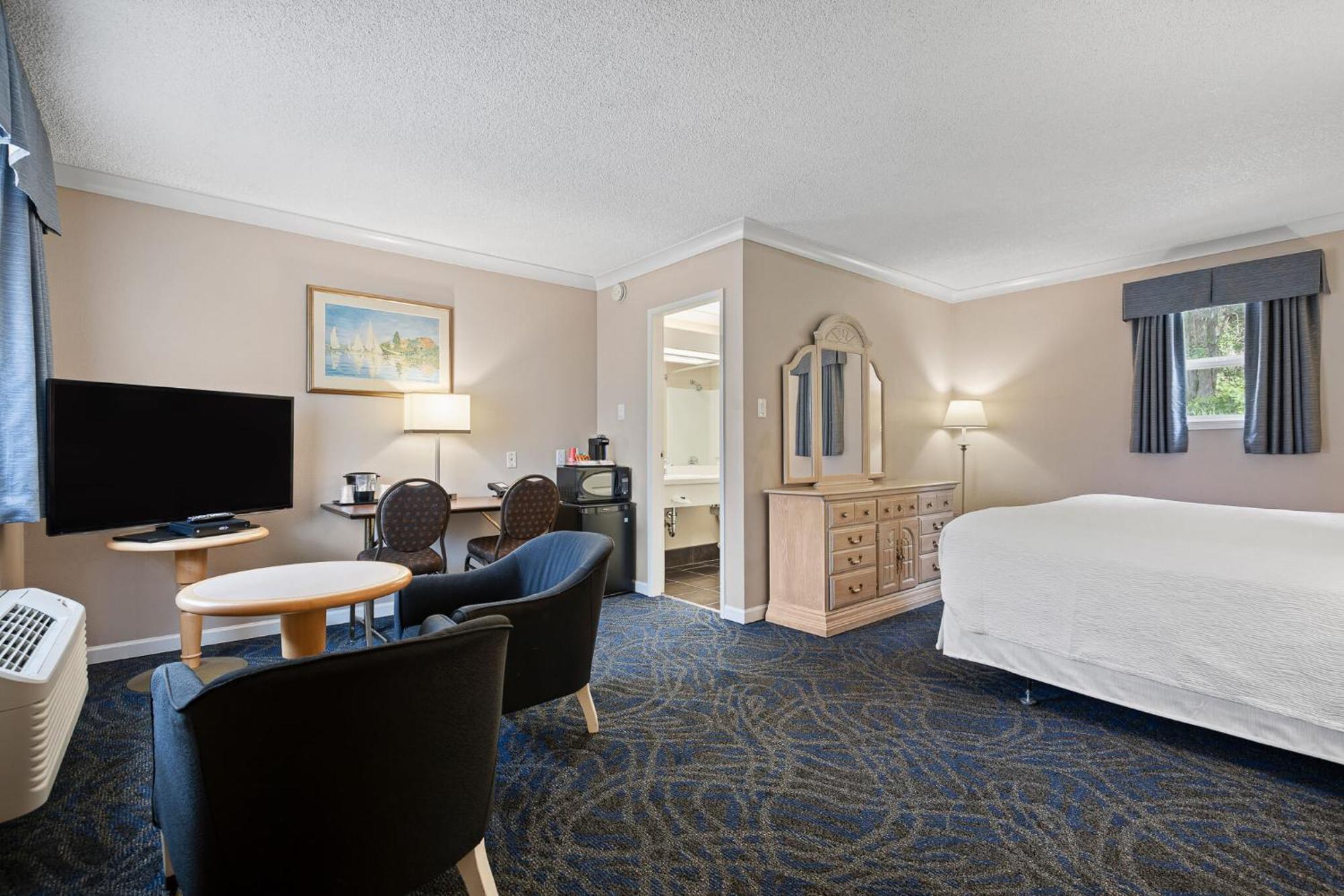 Glenwood Inn & Suites Trail ภายนอก รูปภาพ