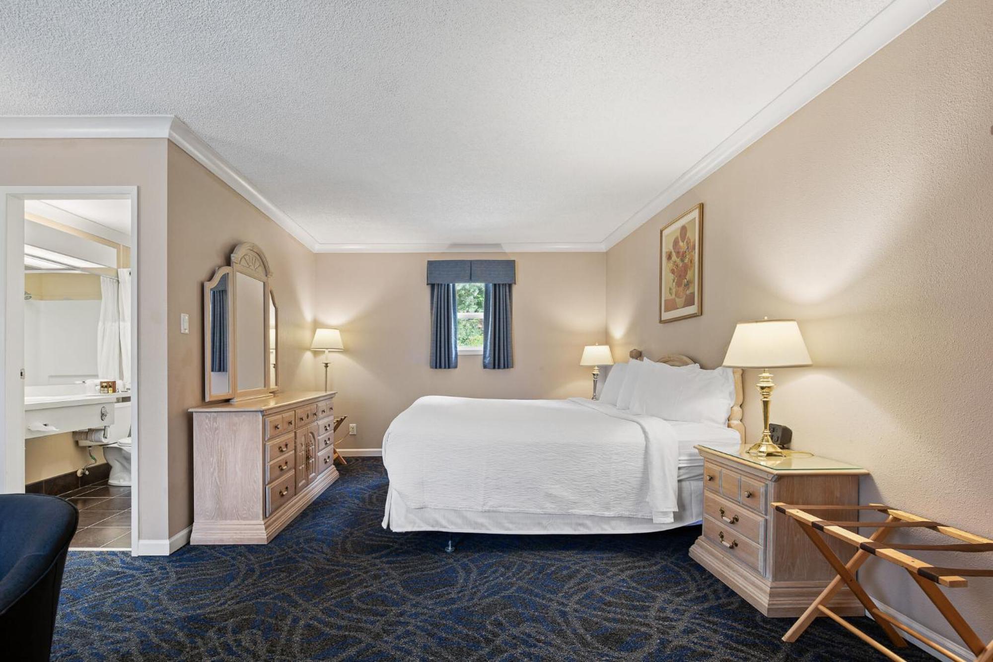 Glenwood Inn & Suites Trail ภายนอก รูปภาพ